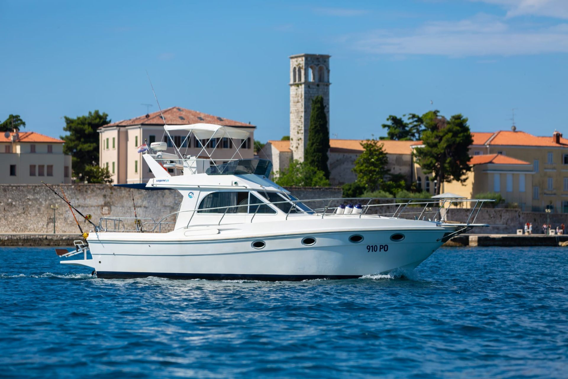 Tunatail Family Yacht 7